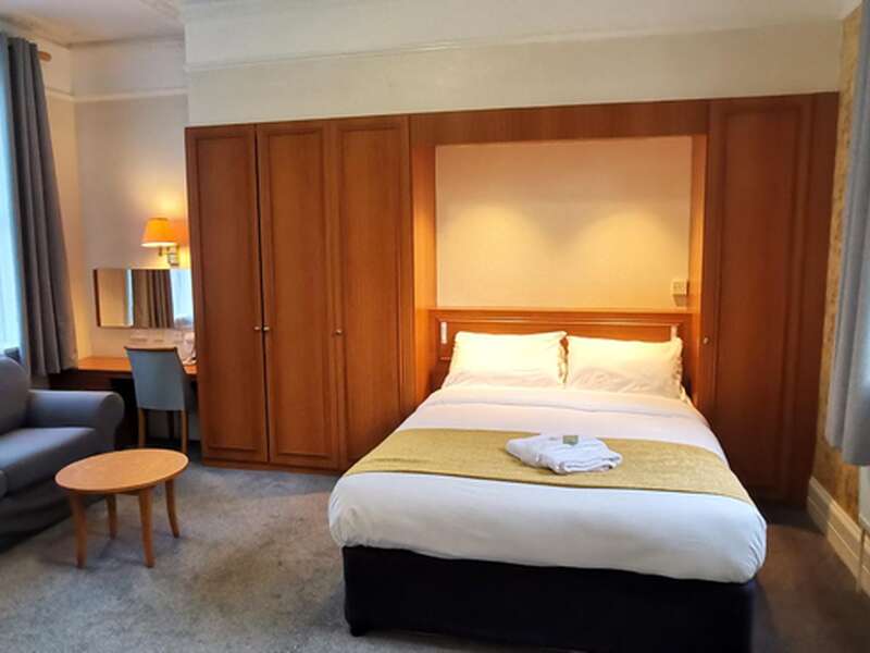 Double Comfort Suite (inc. Breakfast)